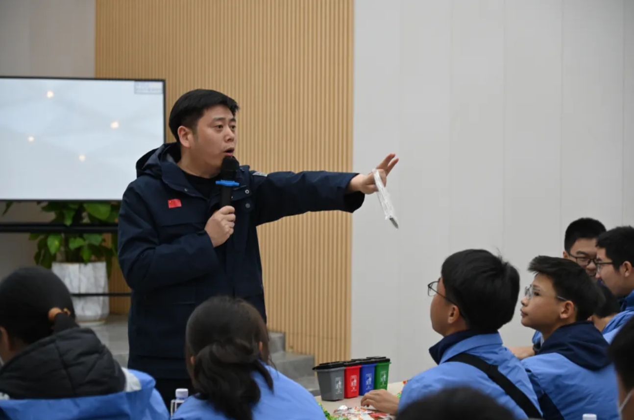 http://m.ls7437f.cn/Upload/ueditor/1733880256616239.png