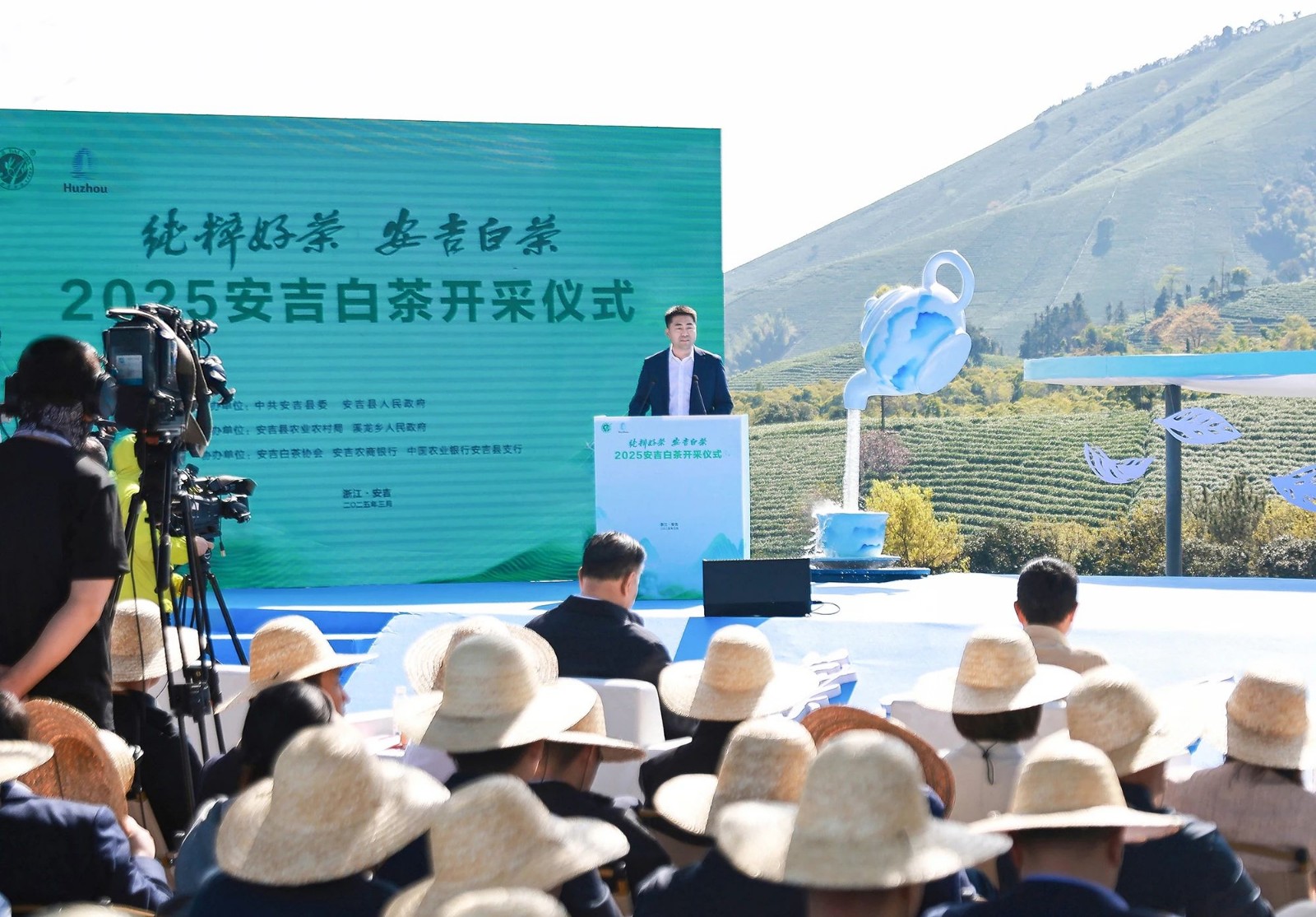 http://m.ls7437f.cn/Upload/ueditor/1743476453591420.jpg